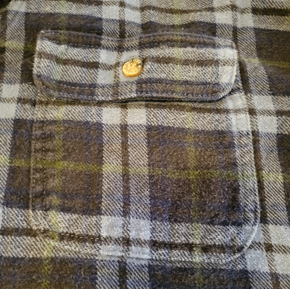 Men's Blue and Black Casual Button Down Flannel Shirt, Size Large - Picture 7 of 10